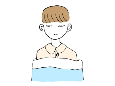 パジャマで眠る子ども